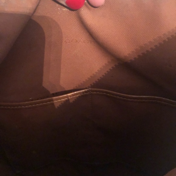 Coach Hobo Purse Camel 2020 - Picture 4 of 5